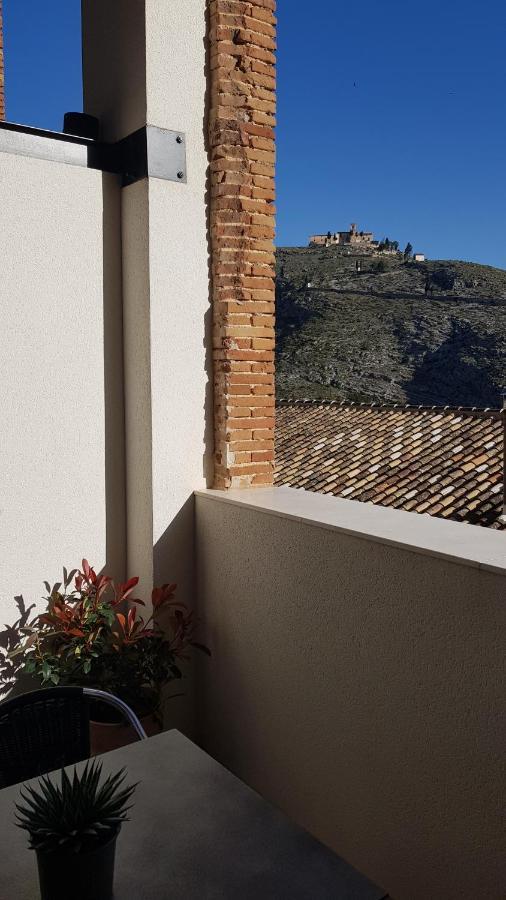 Loft Mariola - Apartamento En El Centro Historico Bocairent Esterno foto